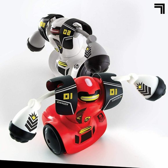 Silverlit Sharper Image Radio Control Robot Combat - Picture 2 of 4